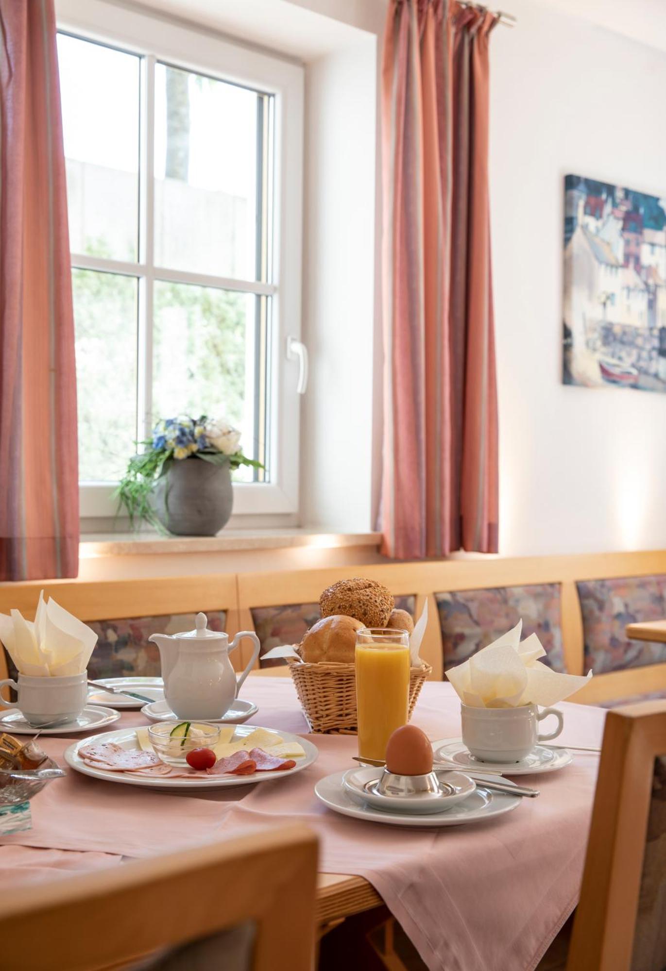 Pension Demmel, Bed & Breakfast Bruckmühl Eksteriør bilde