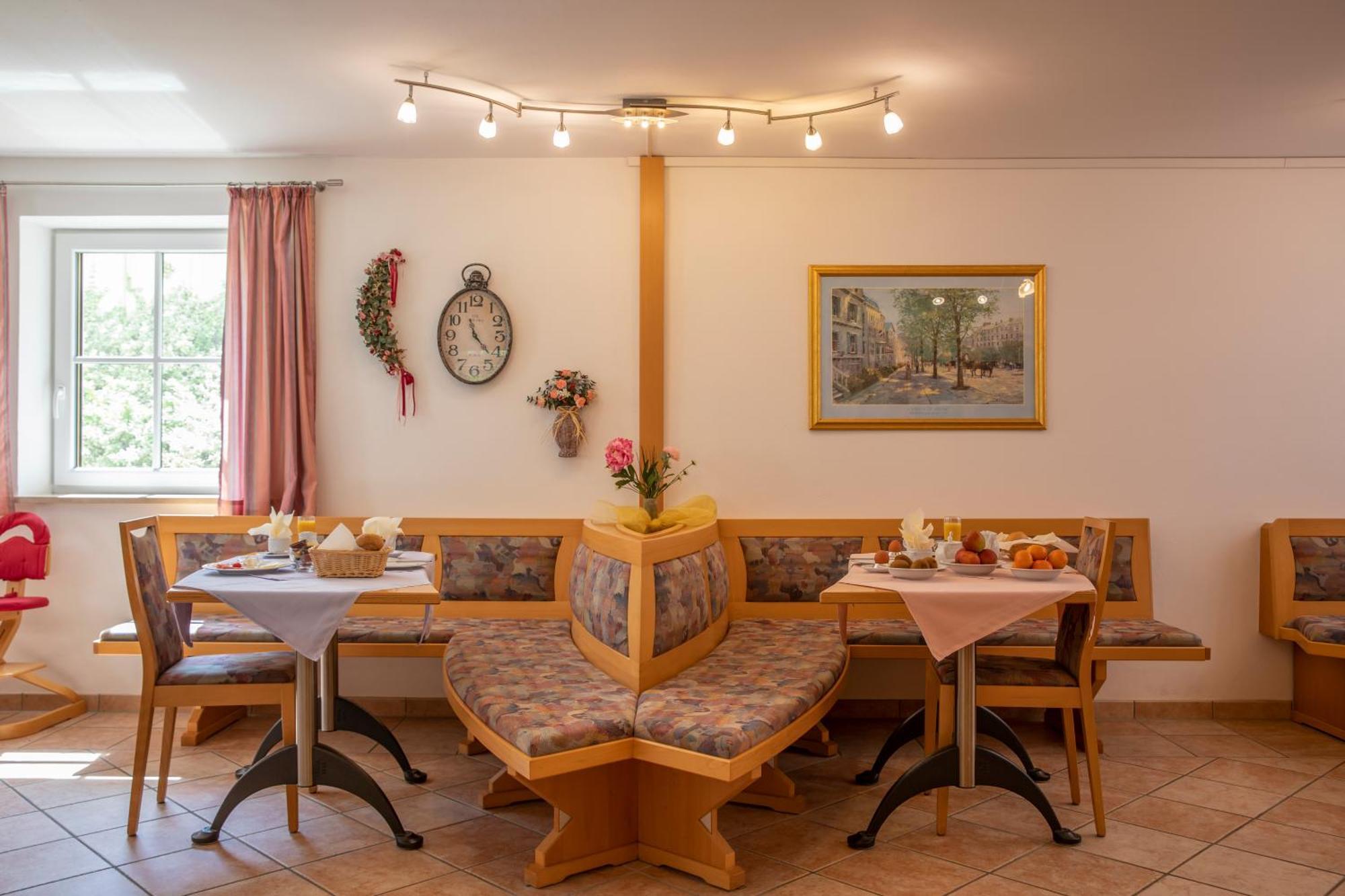 Pension Demmel, Bed & Breakfast Bruckmühl Eksteriør bilde