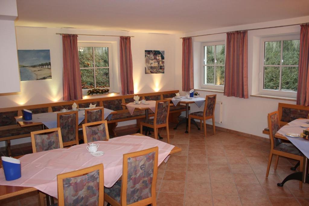 Pension Demmel, Bed & Breakfast Bruckmühl Eksteriør bilde