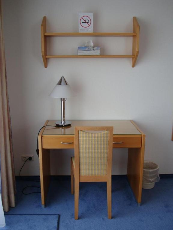 Pension Demmel, Bed & Breakfast Bruckmühl Rom bilde